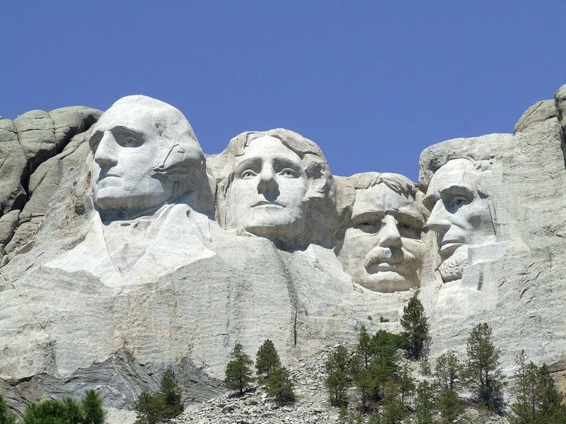 MOUNT RUSHMORE THE AMERICAN HERITAGE